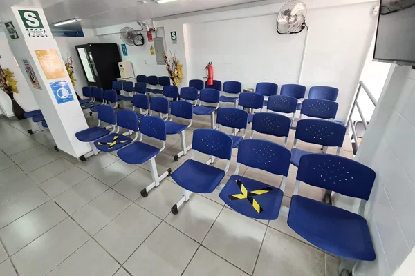 sala-de-espera-examenes-medicos-ocupacionales